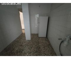 Casa en venta en Morón de la Frontera (Sevilla) en zona Semicentro con unos 100