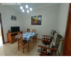 Apartamento de 3 dormitorios, cerca de la playa y del centro de LAmpolla