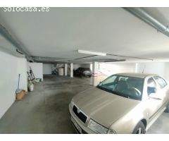 Apartamento de 3 dormitorios, cerca de la playa y del centro de LAmpolla
