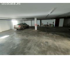 Apartamento de 3 dormitorios, cerca de la playa y del centro de LAmpolla