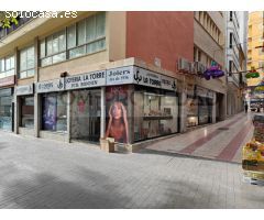 Local en esquina en venta con 171 m2 en INCA