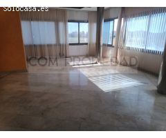 Oficinas con 675 m2 en edificio moderno en POLÍGONO SON CASTELLÓ