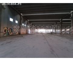Nave industrial con 8.000 m2 construidos y 21.144 m2 de solar en POLIGONO SES