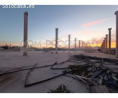 Nave industrial con 8.000 m2 construidos y 21.144 m2 de solar en POLIGONO SES