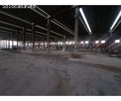 Nave industrial con 8.000 m2 construidos y 21.144 m2 de solar en POLIGONO SES