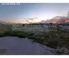 Nave industrial con 8.000 m2 construidos y 21.144 m2 de solar en POLIGONO SES