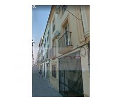 Oportunidad Plaza de Parking con TRASTERO en pleno centro.