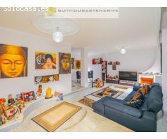 Casa adosada de 360 m2 /Vídeo disponible.