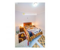 Casa adosada de 360 m2 /Vídeo disponible.