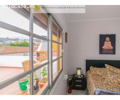 Casa adosada de 360 m2 /Vídeo disponible.