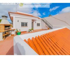 Casa adosada de 360 m2 /Vídeo disponible.