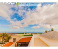 Casa adosada de 360 m2 /Vídeo disponible.
