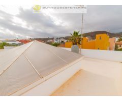 Casa adosada de 360 m2 /Vídeo disponible.