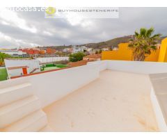 Casa adosada de 360 m2 /Vídeo disponible.
