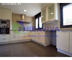 Exclusivo Ático Dúplex en Aravell: Vivienda de Lujo y Confort en un Entorno