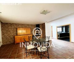 CASA REFORMADA CON PISCINA EN VALLADA