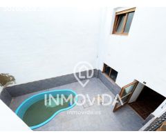 CASA REFORMADA CON PISCINA EN VALLADA