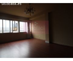 Centro histórico de Lugo, apartamento con ascensor y garaje