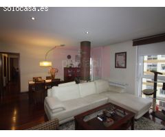 Fantástico dúplex en venta de cinco dormitorios con todos los servicios en plena