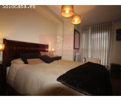 Fantástico dúplex en venta de cinco dormitorios con todos los servicios en plena