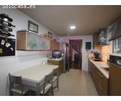 Fantástico dúplex en venta de cinco dormitorios con todos los servicios en plena