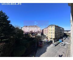 ¡El Piso de tus Sueños en el Corazón de Lugo!