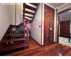 ¡Impecable dúplex de 4 dormitorios en Lugo!