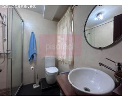 Piso de cuatro dormitorios al lado de Ramón Ferreiro con todos los servicios!!!
