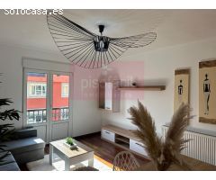 ¡Precioso dúplex de tres dormitorios con terraza amplia a un paso del centro!
