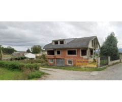 CASA CON PARCELA EN FARBAN