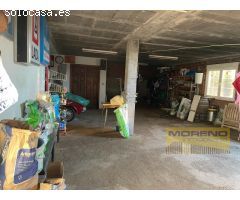 CASA CON PARCELA EN FARBAN