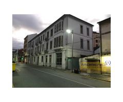 EDIFICIO EN EL CENTRO