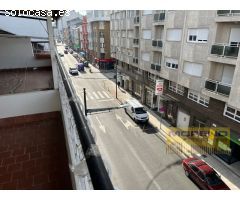 CASA EN EL CENTRO URBANO CON ACCESO A 2 CALLES.