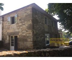 CASA DE PIEDRA EN EL CAMINO DE SANTIAGO CON PARCELA
