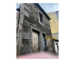 CASITA DE PIEDRA PARA RESTAURAR.