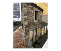 CASITA DE PIEDRA PARA RESTAURAR.