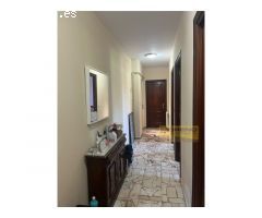 CASA CON PARCELA