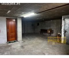 CASA DE 300 M2 Y FINCA CERRADA DE 6372 M2.