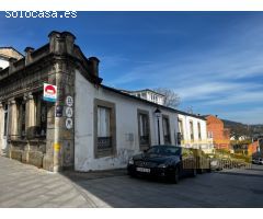 EDIFICIO EMBLEMATICO EN CAMINO SANTIAGO