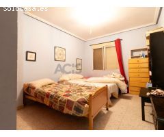 Chalet en Venta en la urbanización San Cristóbal, Alberic.