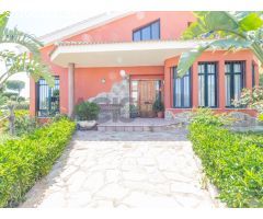 CHALET EN VENTA EN EL PLA DE LES CLOXES