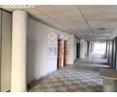 LOCAL DESPACHOS / OFICINAS