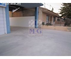 CASA HUERTA CON PARCELA Y TERRAZA.