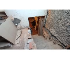 CASA TIPICA DE PIEDRA - SINGULAR - CUBIERTA NUEVA