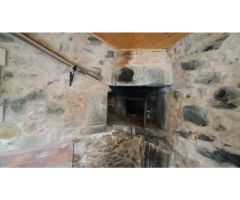 CASA TIPICA DE PIEDRA - SINGULAR - CUBIERTA NUEVA