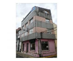 Edificio en Ares