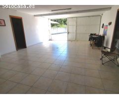 PRECIOSA casa con FINCA
