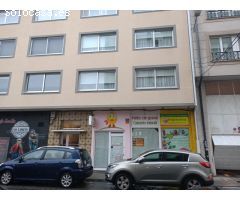 Bajo comercial al lado del Odeón