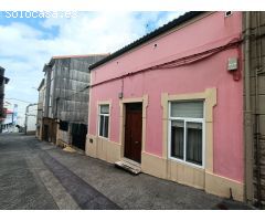 CASA DE PUEBLO - CENTRO DE MUGARDOS - CON PARCELA