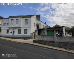 Casa en núcleo urbano (Santamarina) con parcela